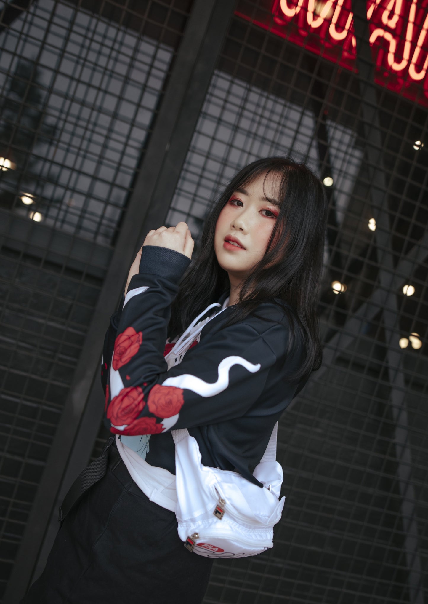 LAST CHANCE【APPAREL】medusa cropped hoodie