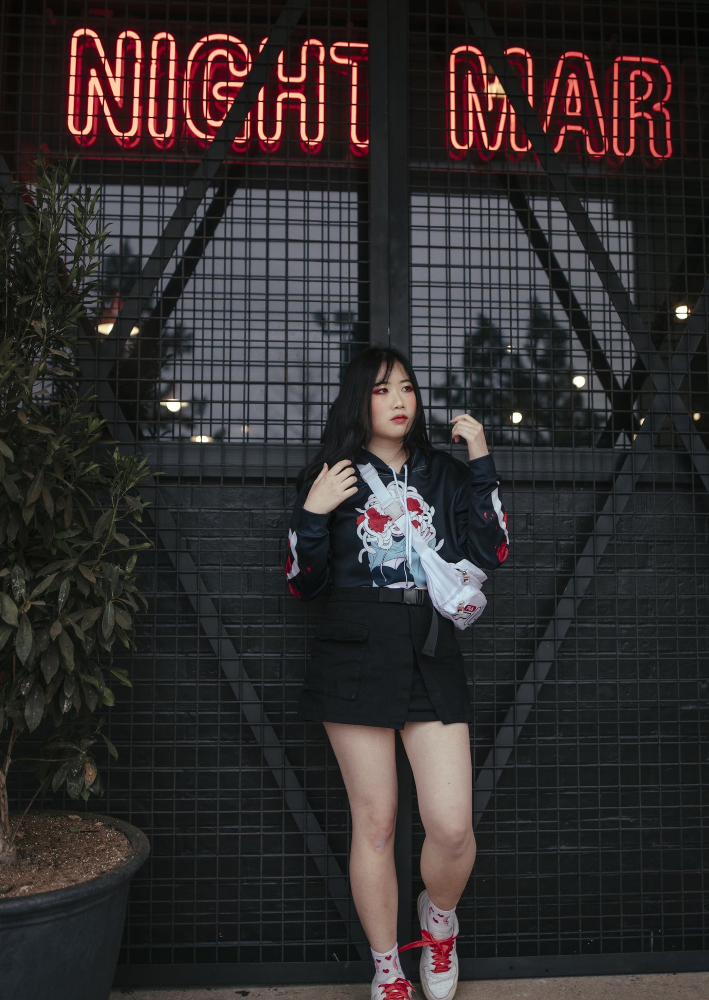 LAST CHANCE【APPAREL】medusa cropped hoodie